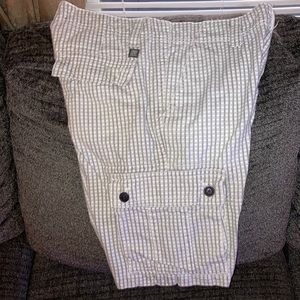 Men’s cargo shorts